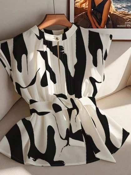 Franclia Pleated Belted Office Shirt