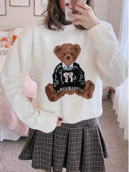 Vintage Bear Pattern Knit Sweater