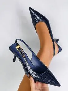 Patent Leather Pointed Pumps