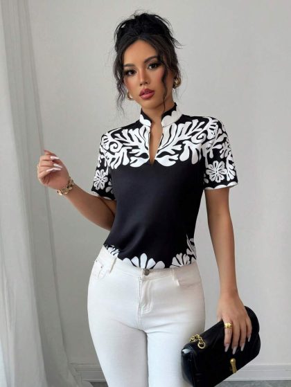 Elenzga Floral V-Neck Blouse