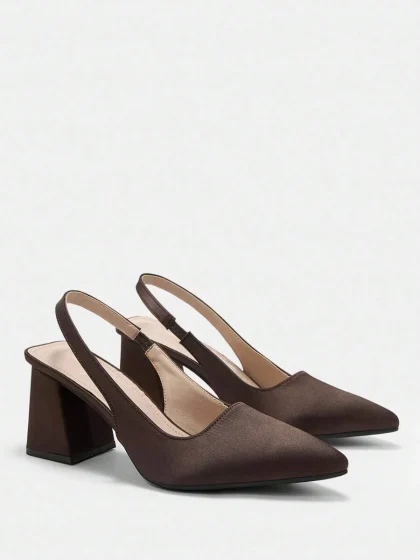 CUCCOO CURVES Plus-Size Classic High Heel Pumps