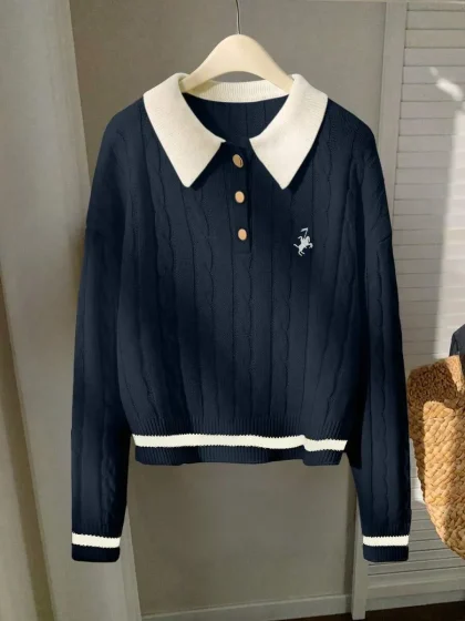 Franclia Contrast Trim Horse Head Polo Neck Knit Sweater
