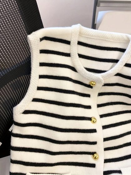 Sleeveless Striped Button Vest