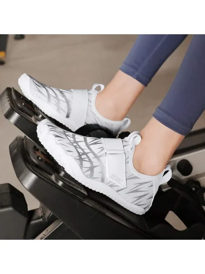 TOLLN Women'S Indoor Gym Special Anti Slip Comprehensive Training Shoes