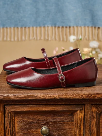 Square-Toe Ballet Flats (Wine Red)