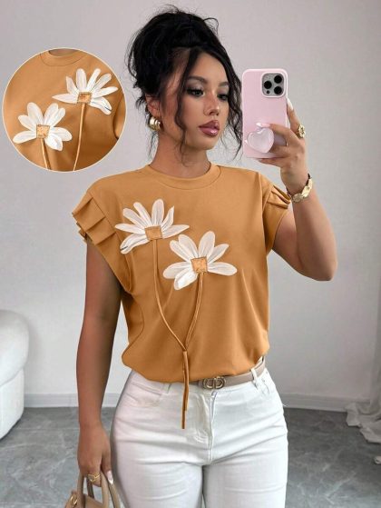 Elenzga 3D Floral Ruffle Tee